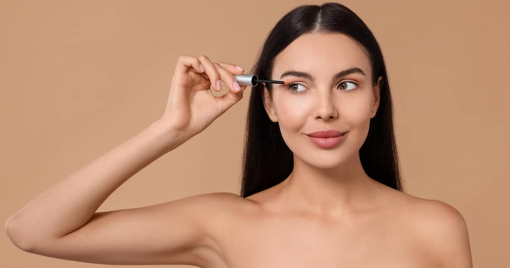 HOW LONG DOES IT TAKE FOR EYELASHES TO GROW BACK?