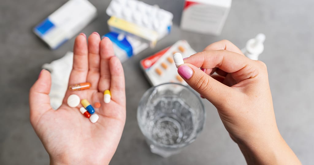 How to manage scalp folliculitis with long hair