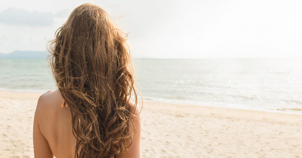 1. How to get rid of greasy hair without washing 2. DIY dry shampoo for oily hair 3. Why is my hair greasy after using dry shampoo? 4. Best dry shampoo for sweaty hair 5. How to refresh oily hair fast