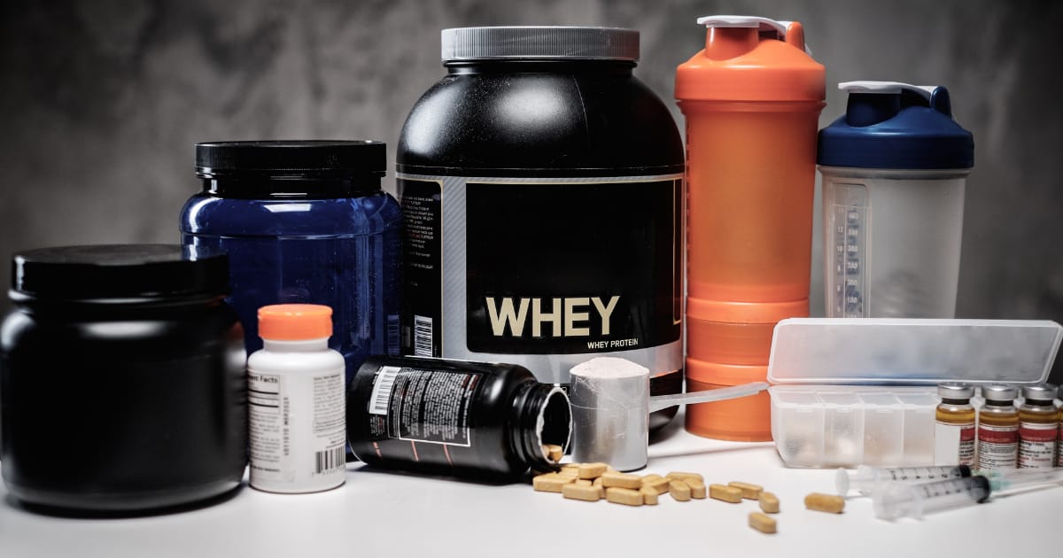 Relationship between steroids and weight gainers