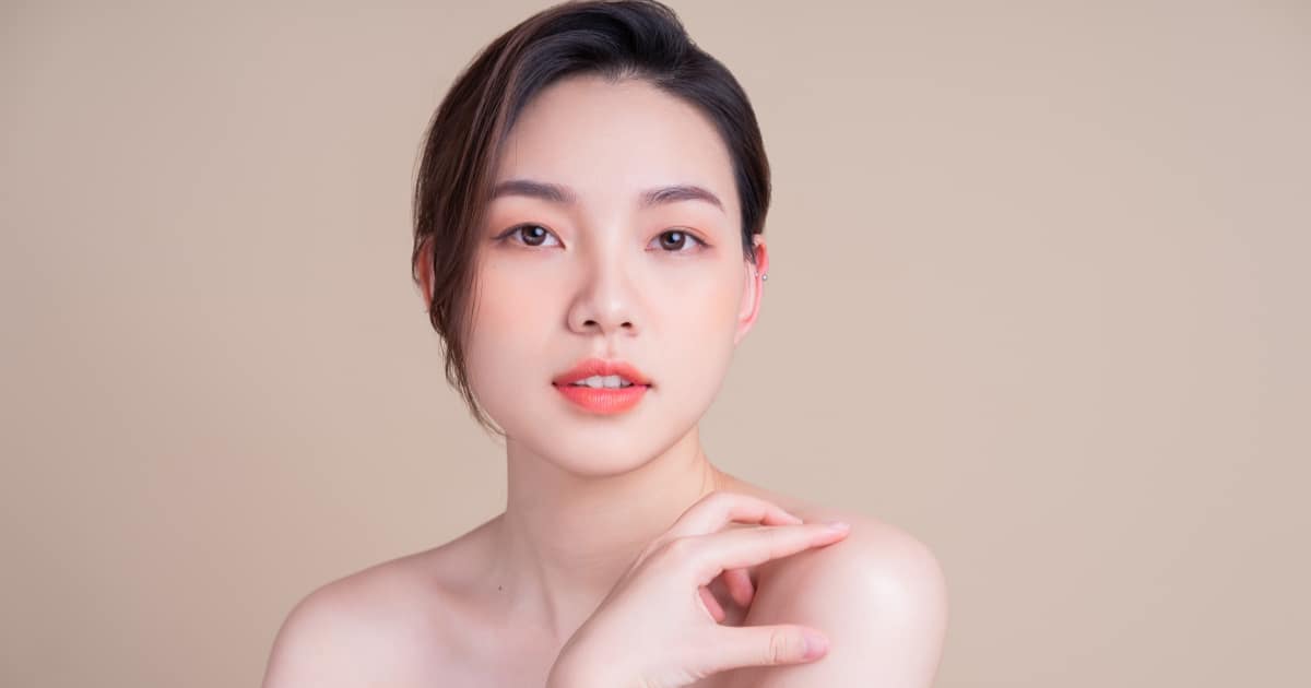 Skin Whitening Skin Brightening Anti-Aging Treatment